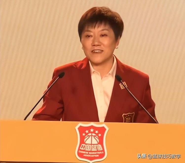 一人一城球员「不得不服一人一城最强的第一控卫」