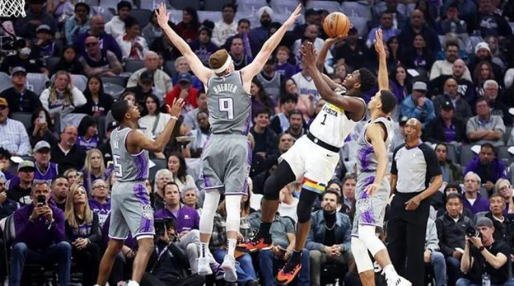 nba历史最尴尬纪录正式宣告终结是哪一年「NBA历史最尴尬纪录正式宣告终结」