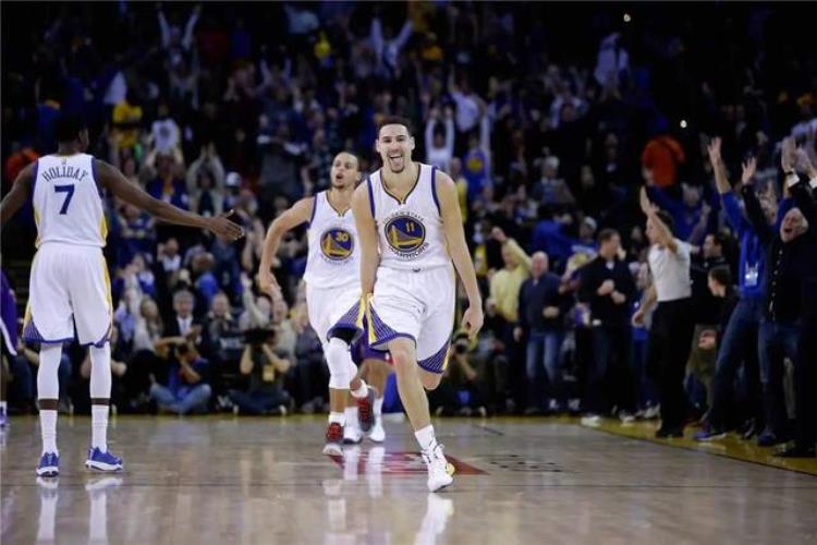 nba的经典时刻「6个NBA的经典瞬间哪一个至今再看依旧能让你兴奋和感动」