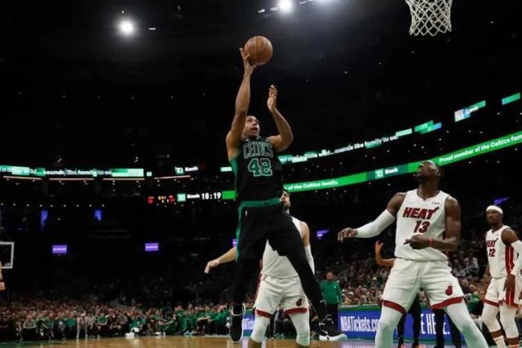 nba速度排行「美媒列出NBA有史以来体测速度最慢的20名全明星杜兰特入选」
