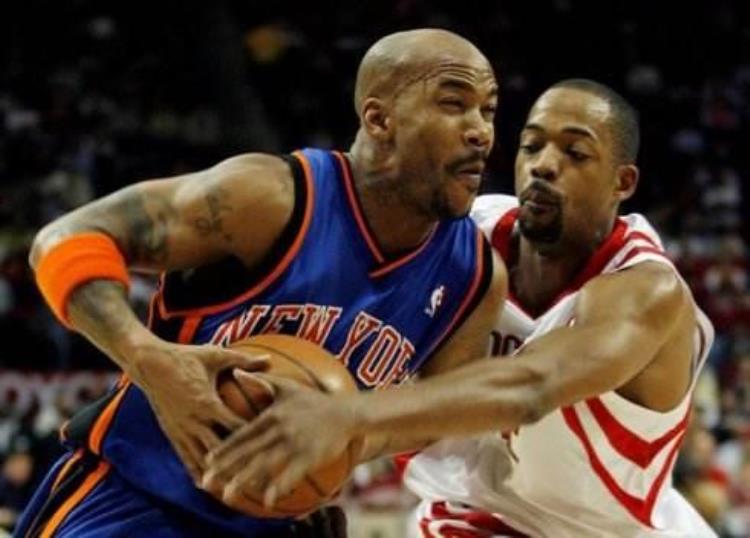 他叫阿尔斯通是NBA历史上的街球王第一个有签名球鞋的街球手