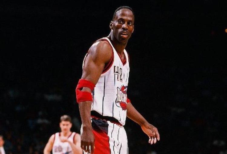 nba历史最短臂展「NBA历史上的十大短臂球员」