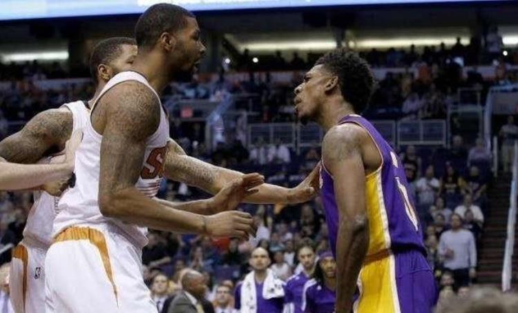 nba的打架事件「热血喷张NBA十大打架事件逼王伯德终被揍」