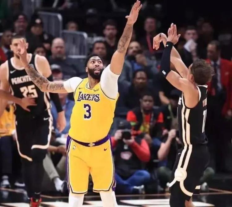 NBA近10年单场盖帽上双的球员大盘点