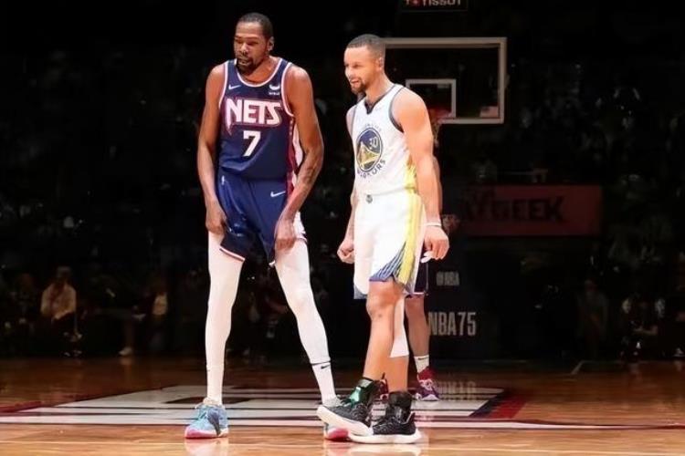 nba球衣销售排行「NBA球衣销量看人气大帝仅13位字母哥第四前三均在大球市」
