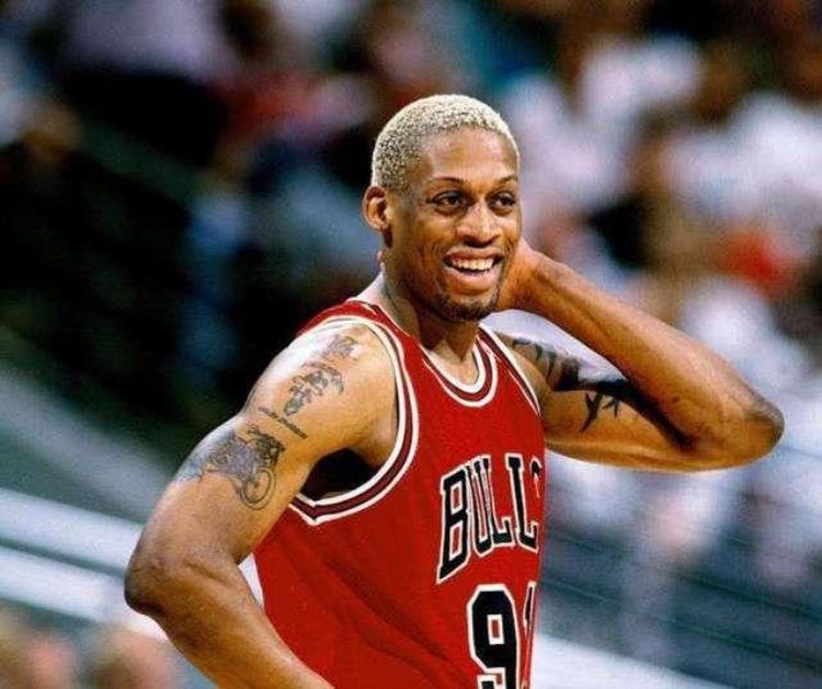 nba带伤出战经典战役「NBA历史10大带刀护卫冠军球队总有1人在重要性远超数据」