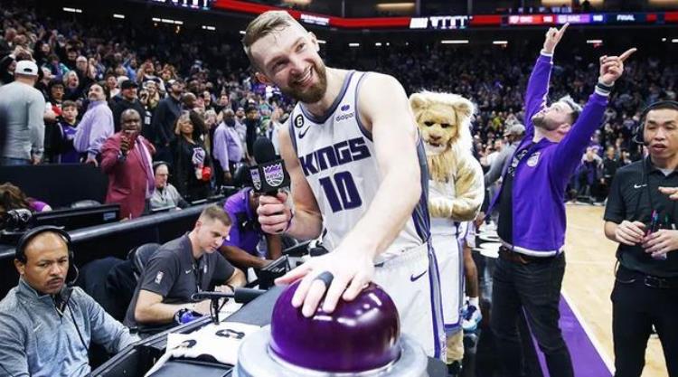 nba历史最尴尬纪录正式宣告终结是哪一年「NBA历史最尴尬纪录正式宣告终结」