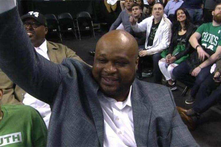 nba最落魄的球员「最落魄的五位NBA球星有人挥霍11亿美金有人疯了有人没了」