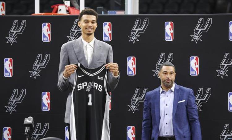nba近20年状元水货「谁是水货谁最超值近十年NBA状元秀有人夺冠有人早早淡出联盟」
