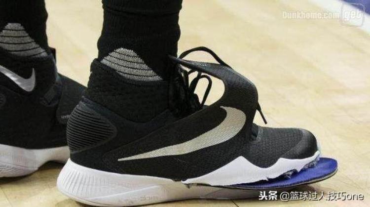 nba球鞋穿坏事件「11图看NBA穿坏鞋衣瞬间詹皇球衣撕成两半马努鞋子开口笑」