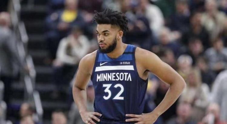 nba进攻能力最强的球员「核心输出盘点NBA进攻能力最强的十名中锋约基奇只能排第八」
