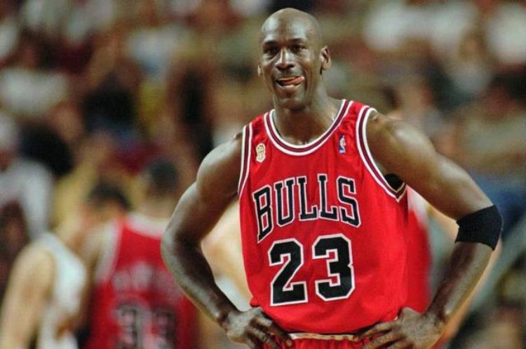 nba最伟大的球员排名「NBA史上最伟大的球衣排行榜奥尼尔34号仅第二第一名被低估」