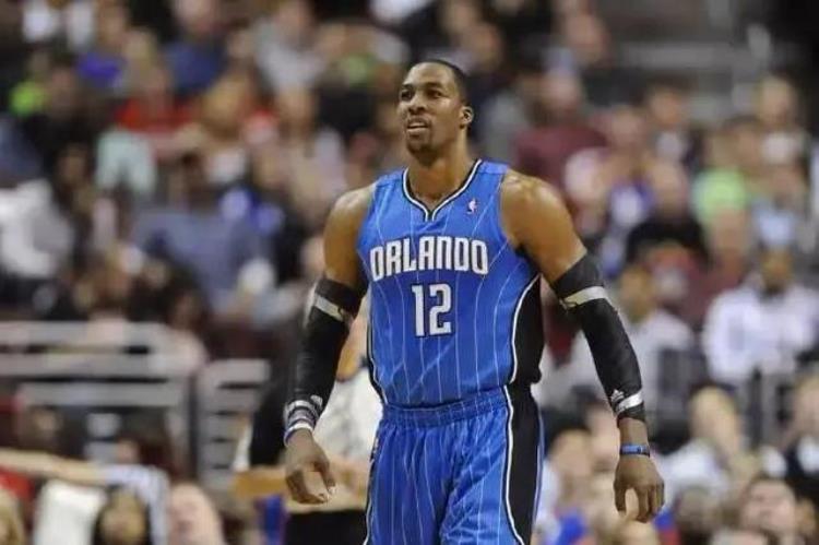 nba历史篮板榜前十「NBA历史前场篮板前十第一真正的前板之王大虫飞猪都望尘莫及」