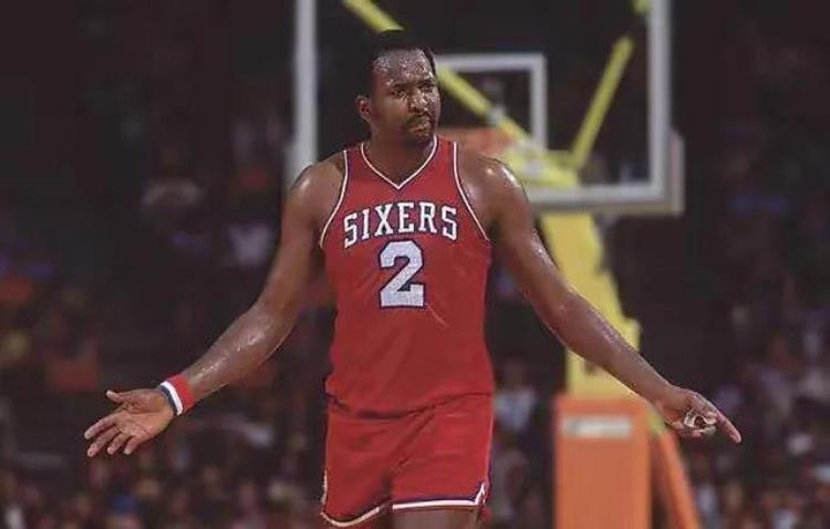 nba历史篮板榜前十「NBA历史前场篮板前十第一真正的前板之王大虫飞猪都望尘莫及」