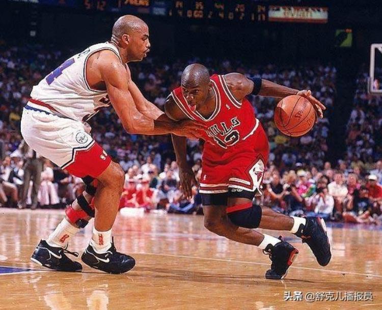 一杆进两个球「有人说只要一节进两个球一场就是8个为何很多NBA球员做不到」