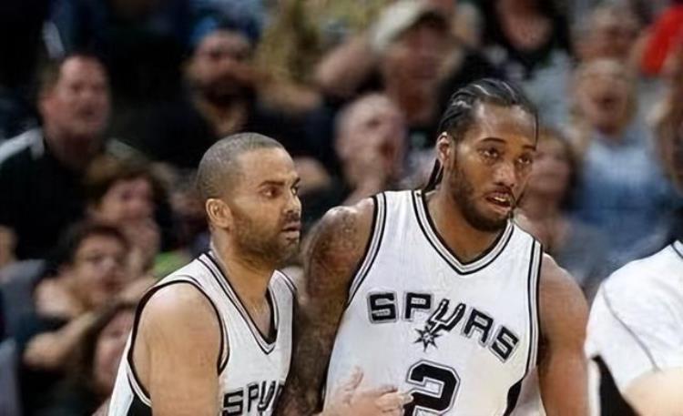nba史上最强队伍「美媒评NBA史上队史阵容最强的六队湖人绿军皆上榜公牛仅第五」