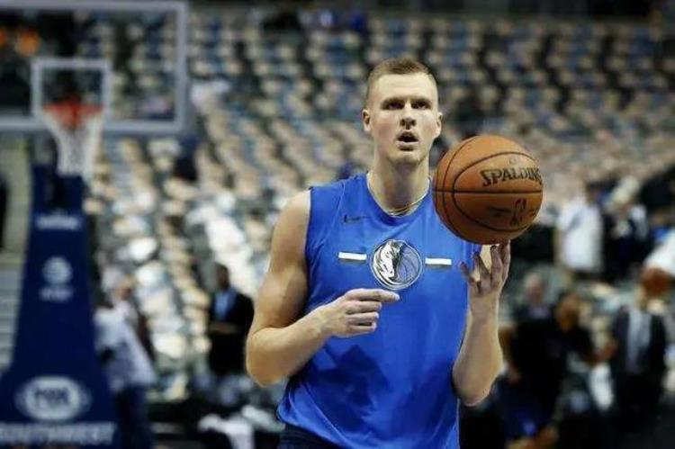 独行侠最强球员「强文推荐|解密独行侠究竟如何打出NBA历史第一进攻效率」