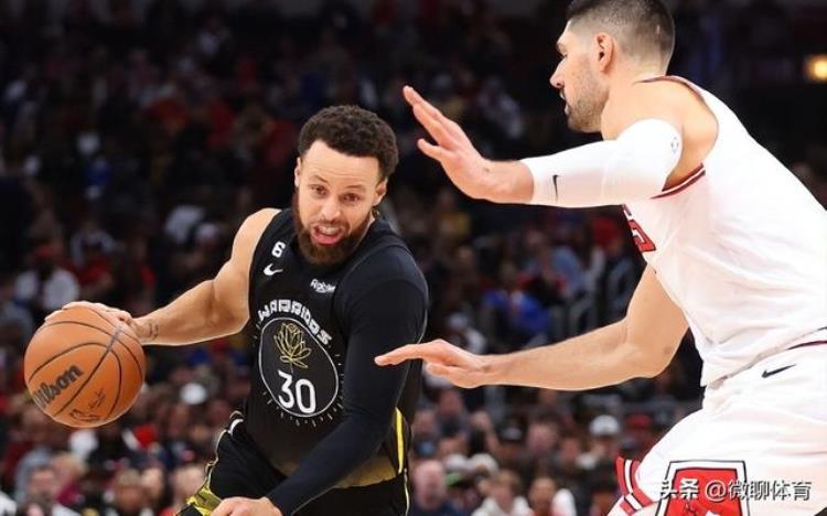 nba最新积分排行榜「NBA最新积分榜库里8失误勇士惨败雷霆三连胜火箭10连败垫底」