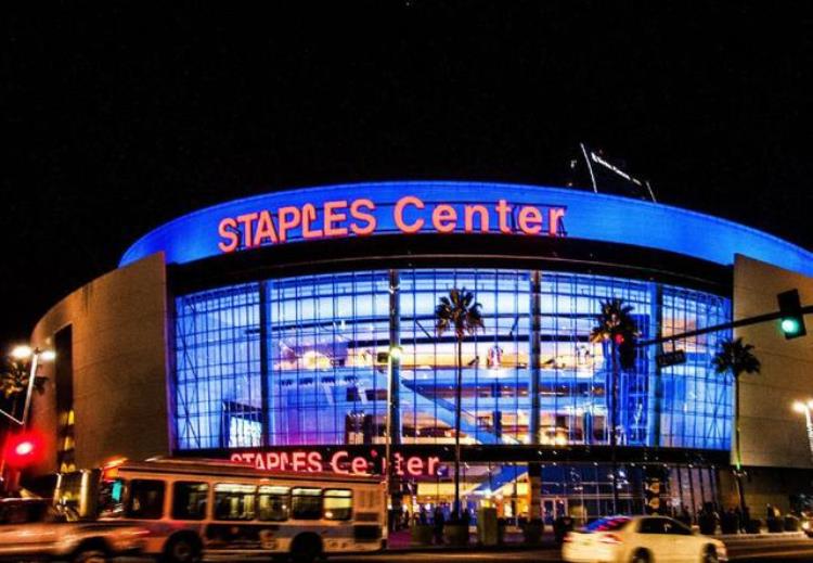 掘金篮球场「NBA4大魔鬼主场去掘金容易有高原反应开拓者在地图另一个角落」
