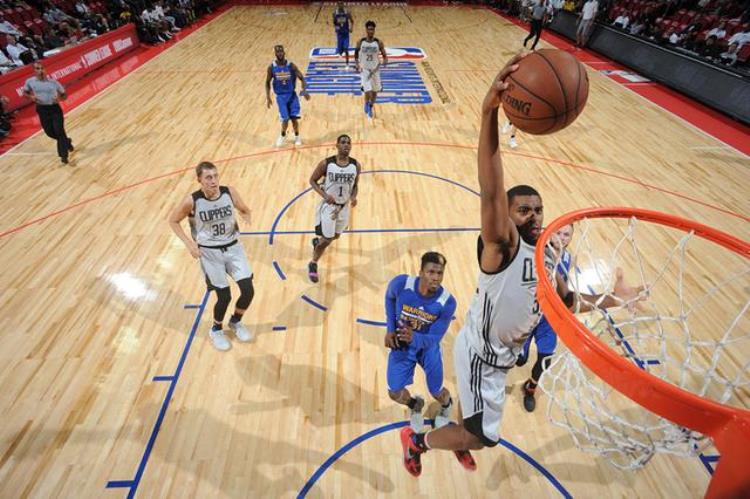 nba勇士门票「NBA总冠军球队再出新招勇士的会员制买季票须先买30年会员证」