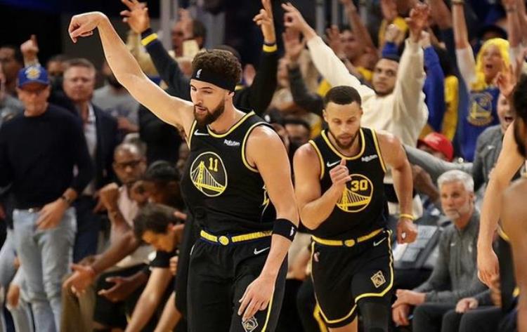 nba球队一场球门票赚多少钱「NBA一支球队一个赛季的球票能卖多少钱够支付球员工资吗」