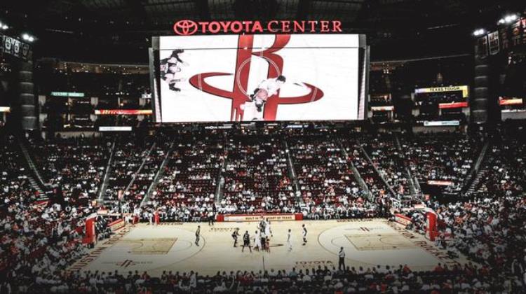 nba球队一场球门票赚多少钱「NBA一支球队一个赛季的球票能卖多少钱够支付球员工资吗」