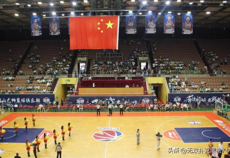 中国有几个nba级别的球馆「目前中国有多少NBA级别的篮球馆我们一起看看」