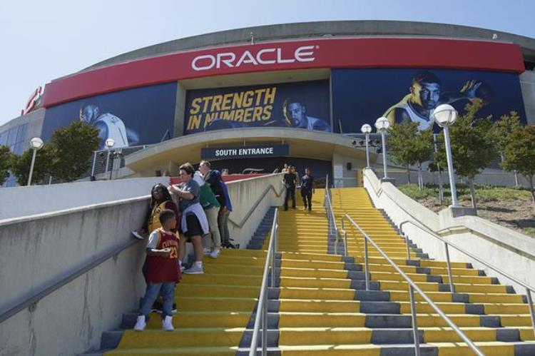 nba勇士门票「NBA总冠军球队再出新招勇士的会员制买季票须先买30年会员证」