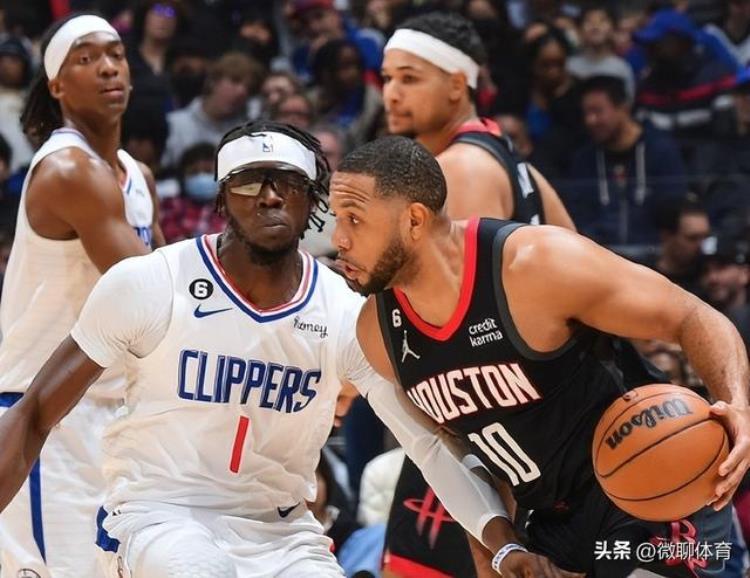 nba最新积分排行榜「NBA最新积分榜库里8失误勇士惨败雷霆三连胜火箭10连败垫底」