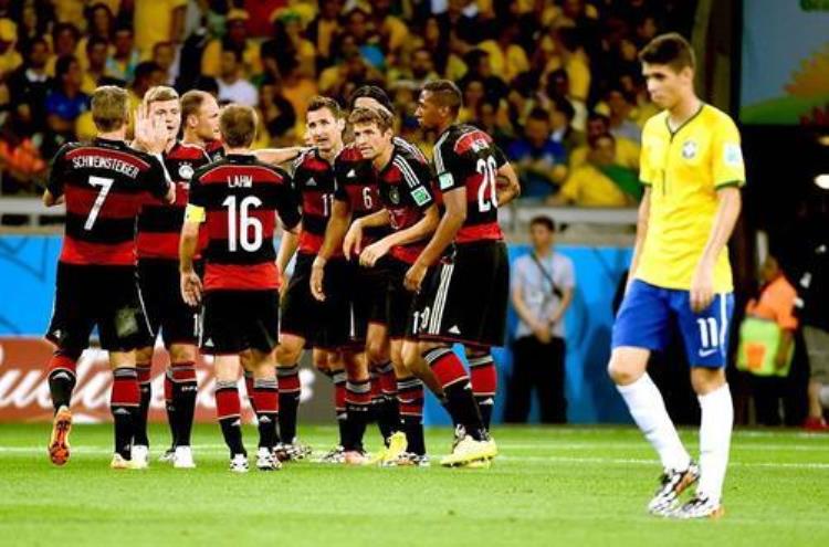 2014年的巴西队作为世界杯东道主为何却被两支欧洲球队蹂躏