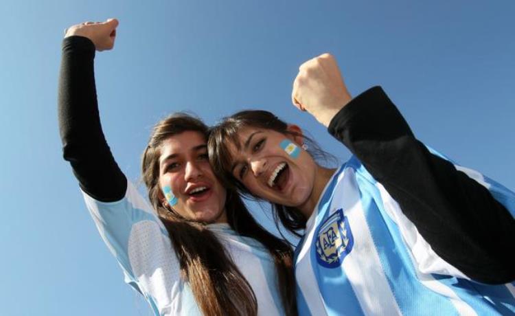 阿根廷死忠,13届世界杯从未缺席19742022见证阿根廷3次夺冠