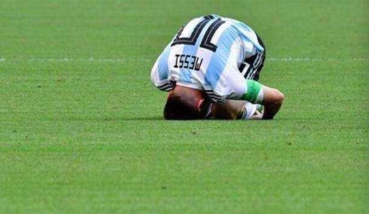 阿根廷世界杯出局真凶是谁阿奎罗或用进球揭示罪魁祸首