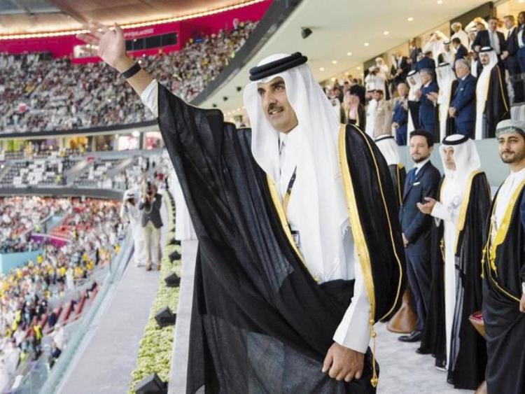 卡塔尔国王33岁登上王位花钱很任性热爱体育还是球队老板