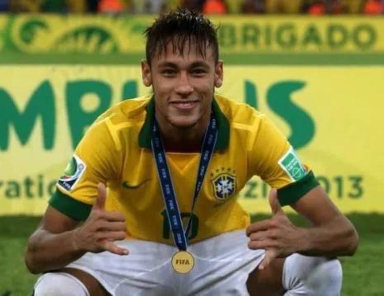 足球王国五星巴西1990年到2020年的锋线制造