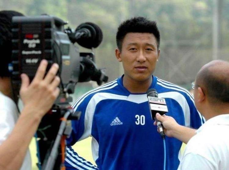 张恩华已逝2人入狱踢过2002年韩日世界杯的那些中国球员
