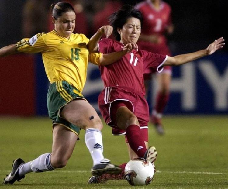 荣耀之路中国女足世界杯战史2003年孙雯谢幕滑落开始