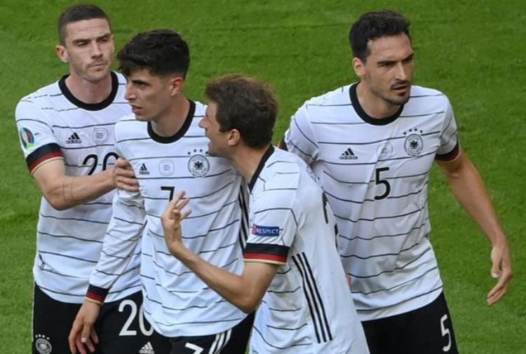 欧洲杯12德国87分钟被绝杀2轮1分濒临出局3队提前晋级8强