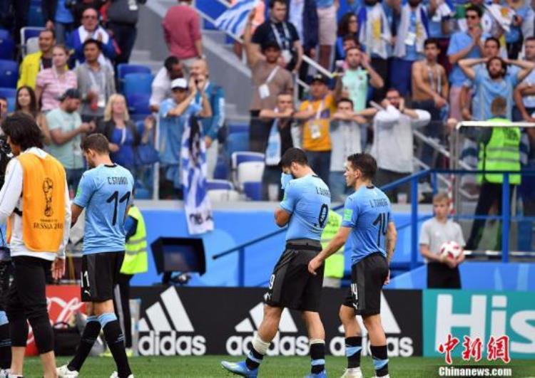 法国队2:0轻取乌拉圭晋级四强赢得矛盾之战