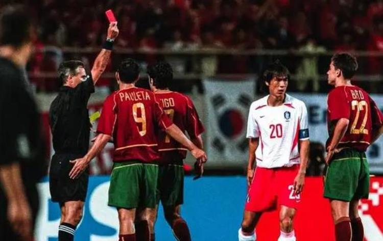 另有隐情02年韩日世界杯韩国队历史性打进4强靠的是斗志