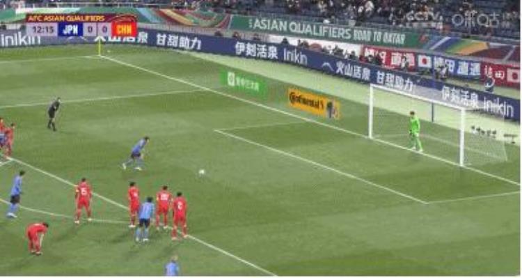 中国男足0:2输给日本日本球迷在90分钟里是这样说的