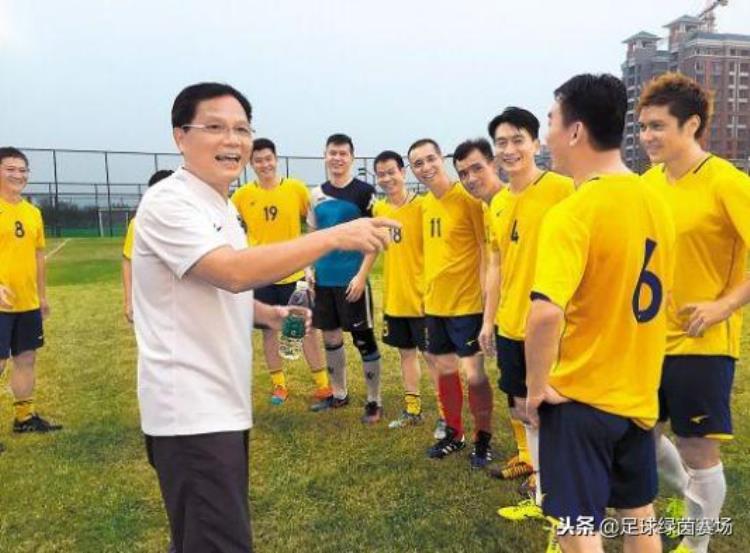 65岁陈熙荣近况曾执教广州恒大前身至今不悔离开中国足球