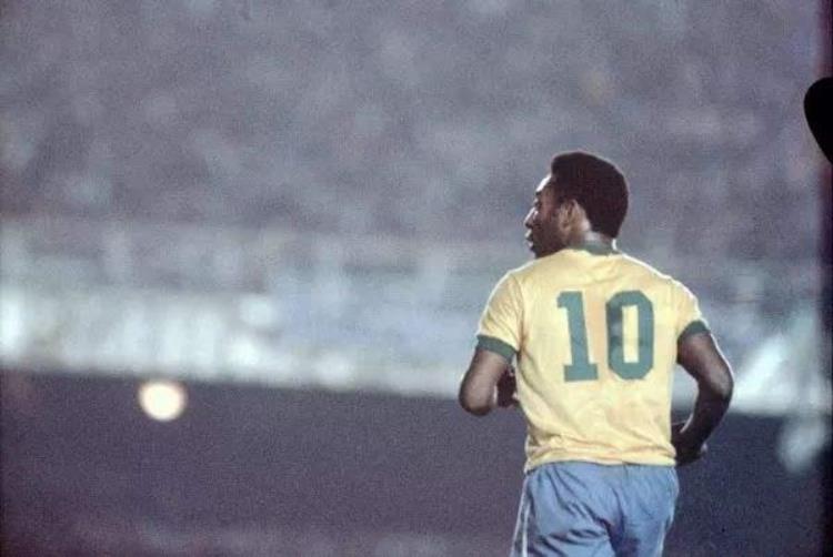 王者的荣耀巴西队世界杯历史上的十位10号