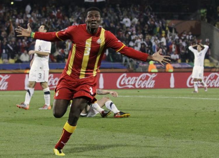 世界杯回忆败给苏亚雷斯手球的加纳