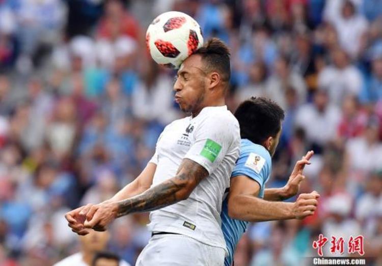 法国队2:0轻取乌拉圭晋级四强赢得矛盾之战