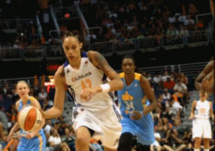 女魔兽格里娜被正式判刑9年监禁最接近NBA水准的女球员