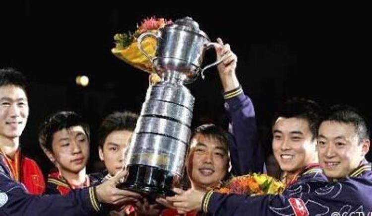 王皓哽咽宣布退役16年生涯夺得18个世界冠军