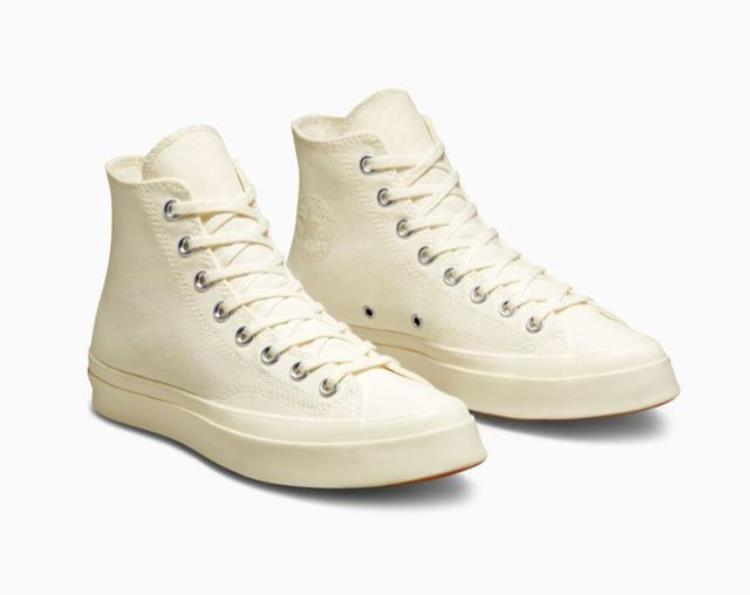 Converse携手NBA全明星球员DevinBooker打造Chuck70联名鞋款