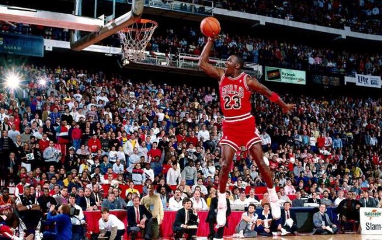 乔丹绝对弹跳「飞得更高盘点NBA跳跃最强的十大弹簧人乔丹无缘历史第一」