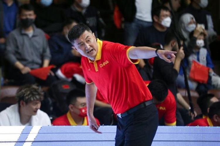 杜锋周琦击败伊朗后国际篮联闹乌龙中国男篮仍未获世界杯出线