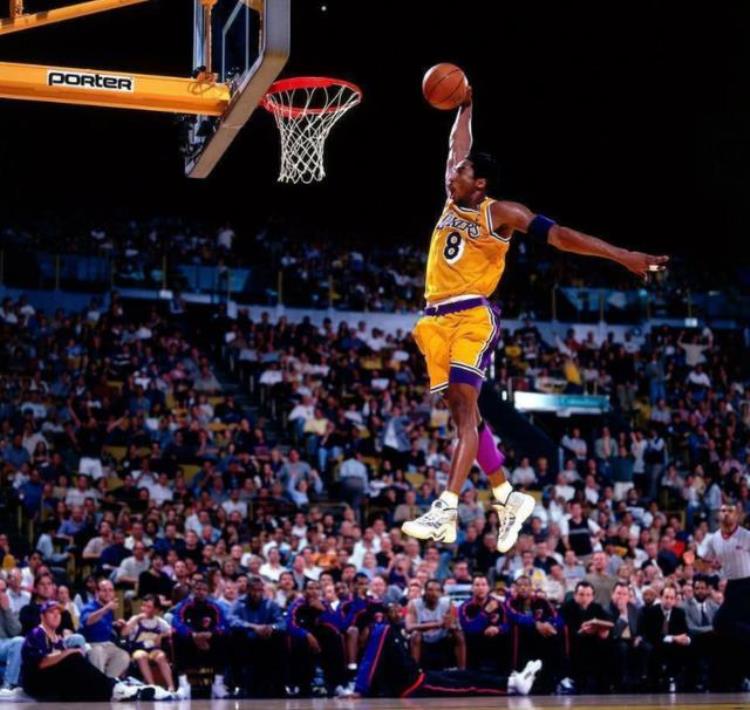 乔丹绝对弹跳「飞得更高盘点NBA跳跃最强的十大弹簧人乔丹无缘历史第一」